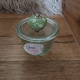 Schönes Gugelhupfglas mit grün- weissem Keramikgriff
